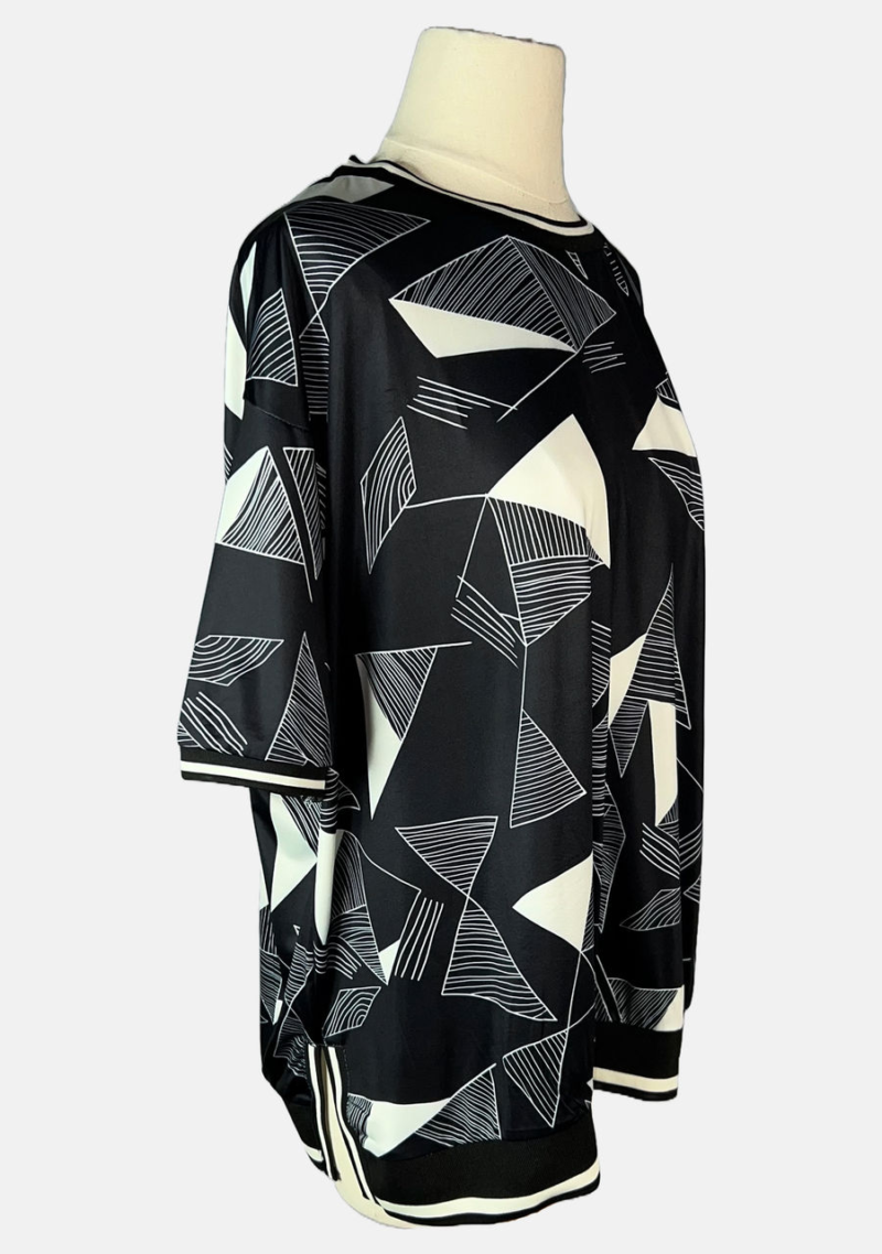 Stylites Round Neck Silk Short Sleeve Blouse with Waistband