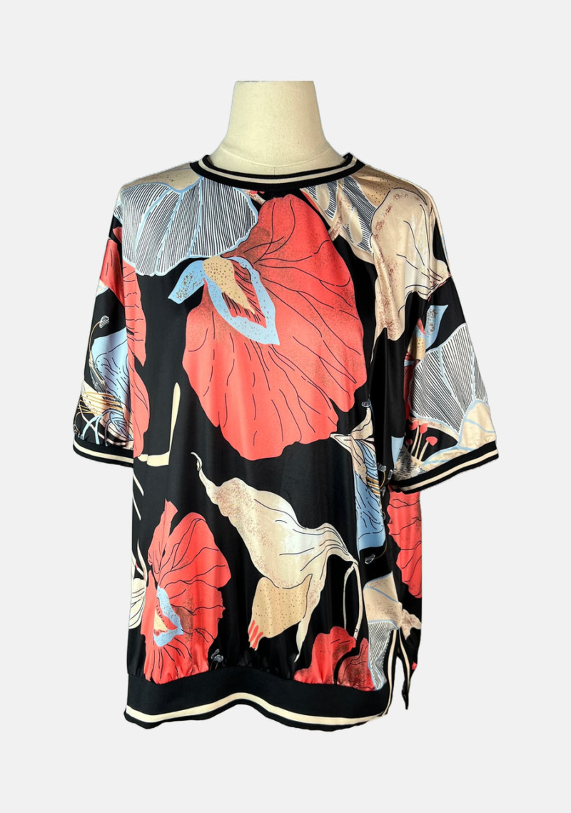 Stylites Round Neck Silk Short Sleeve Blouse with Waistband