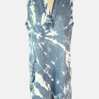 Stylites Tie-Dye V-Neck Light Denim Print Sleeveless Short Dress with Collar