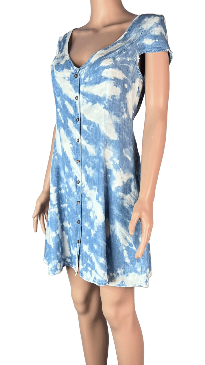 Stylites Tie-Dye V-Neck Light Denim Print Short Sleeve Dress with Back Strings